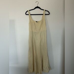 Elegant Butter Cream Maxi Dress